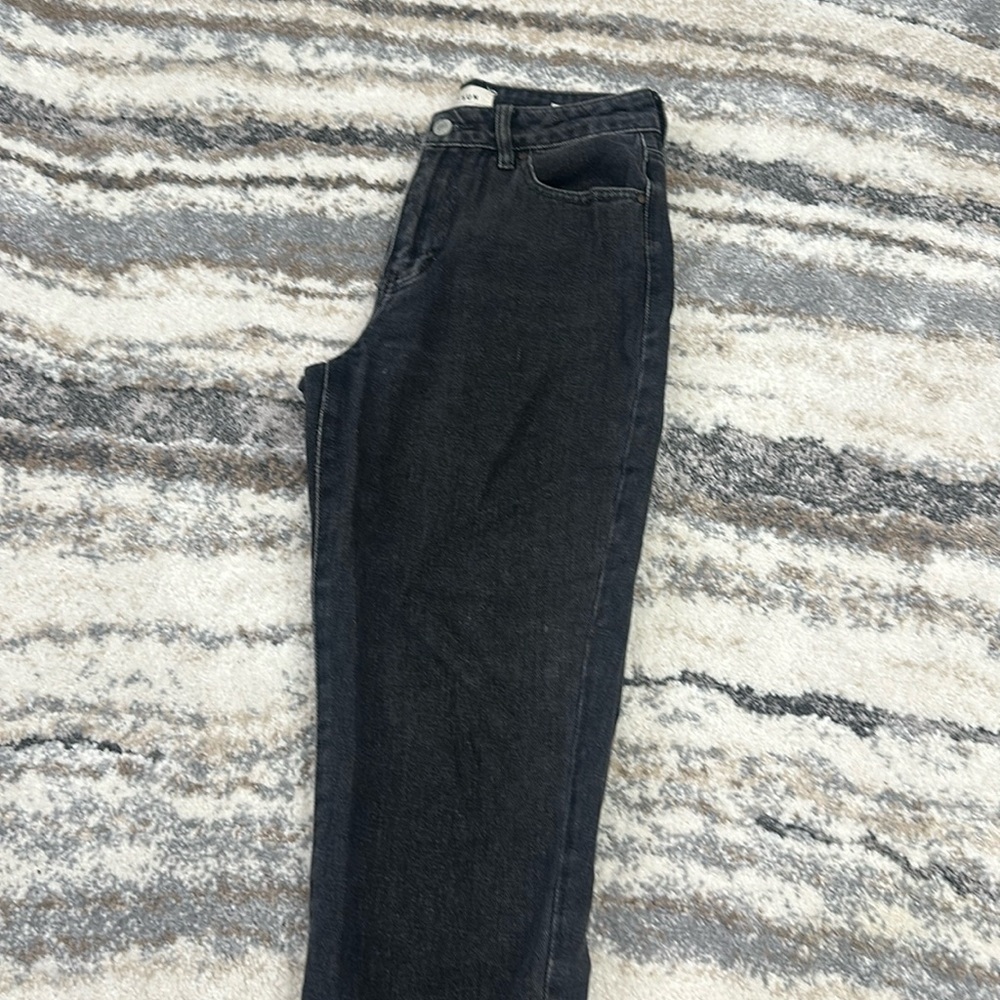 Pacsun mom jean in black